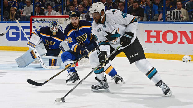 joel-ward-san-jose-sharks-st-louis-blues-game-5-nhl-playoffs-jake-allen.jpg